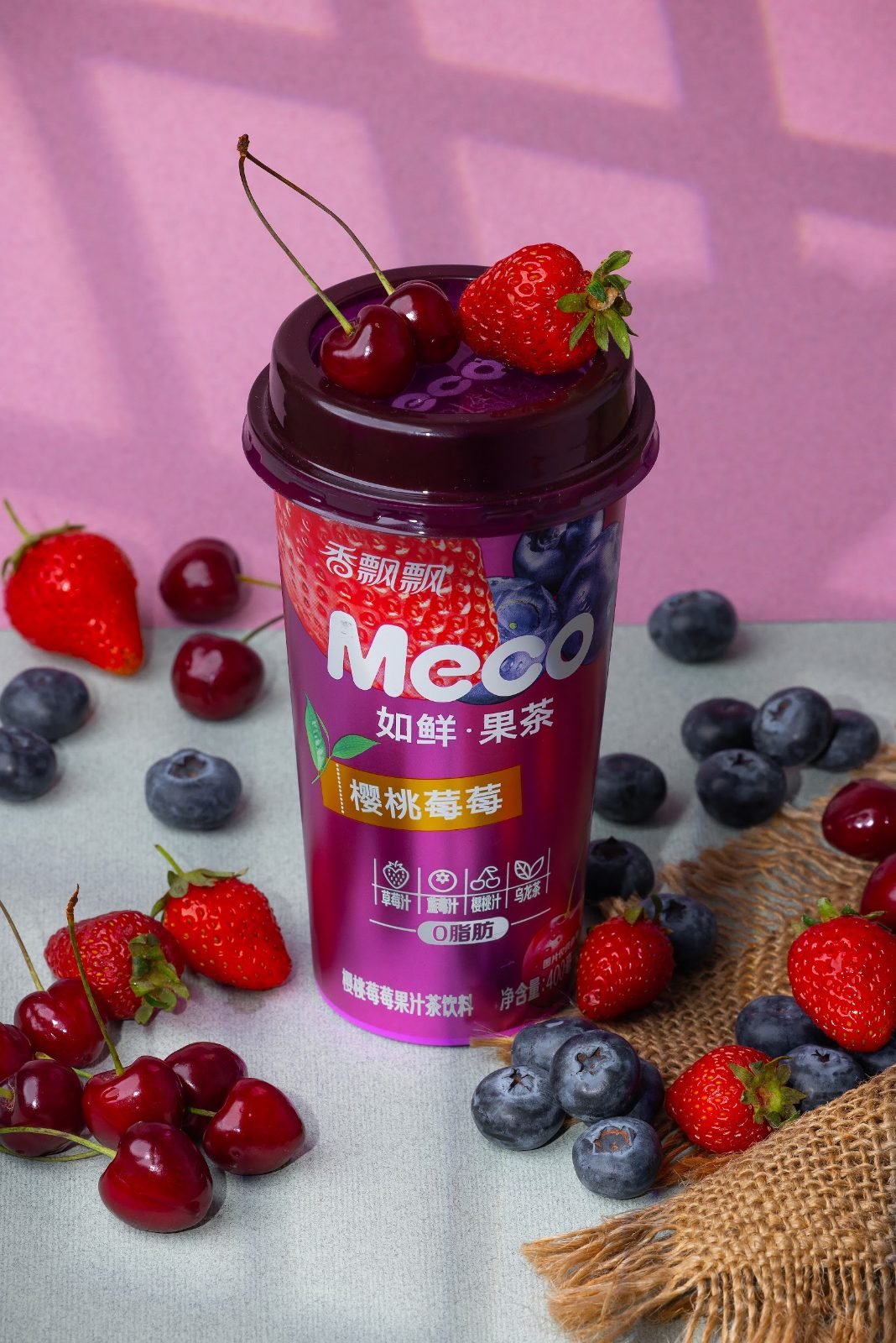 Холодный чай MECO со вкусом вишни, клубники и черники